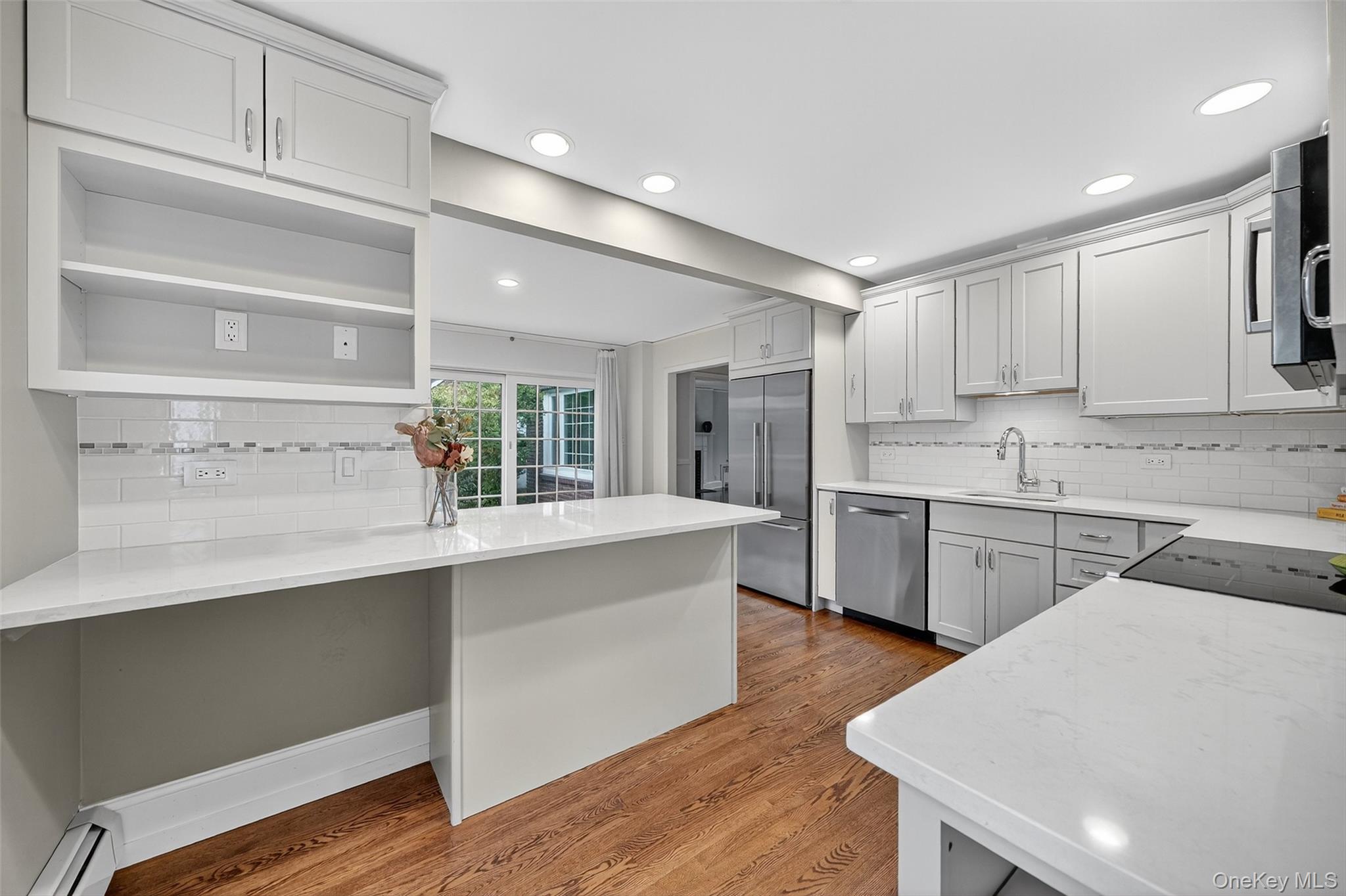 Croton-On-Hudson, New York 10520, United States, 4 Bedrooms Bedrooms, ,2 BathroomsBathrooms,Residential,Active,211120