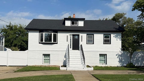 Homes For Sale - 605 S Ocean Avenue<br/> Freeport, NY 11520