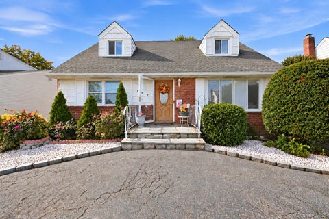 Photo of 167 Morris Drive, East Meadow, NY 11554 (MLS # 1066143)