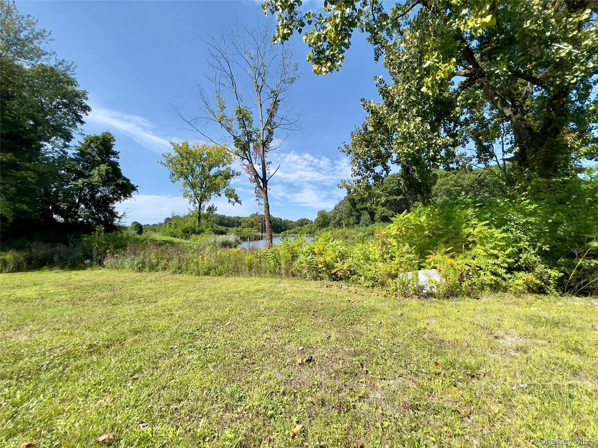 27 Picnic Woods Road