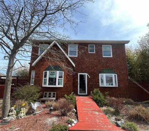 Homes For Rent - 770 Ocean Breeze Walk<br/> Ocean Beach, NY 11770