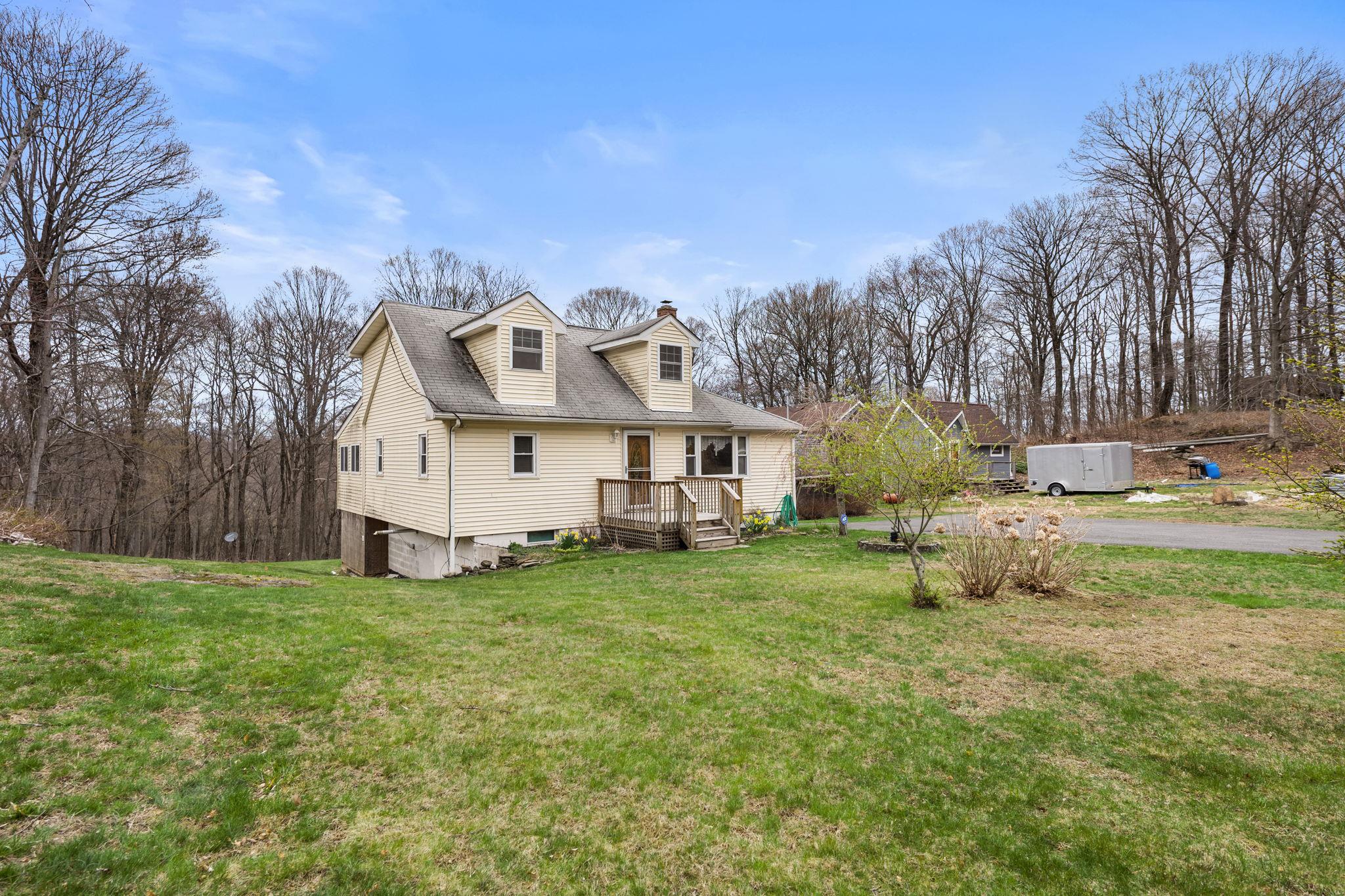 11 Birch Terrace, Pawling, New York image 2