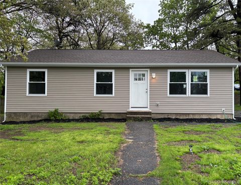 159 Washington Avenue Wheatley Heights NY 11798