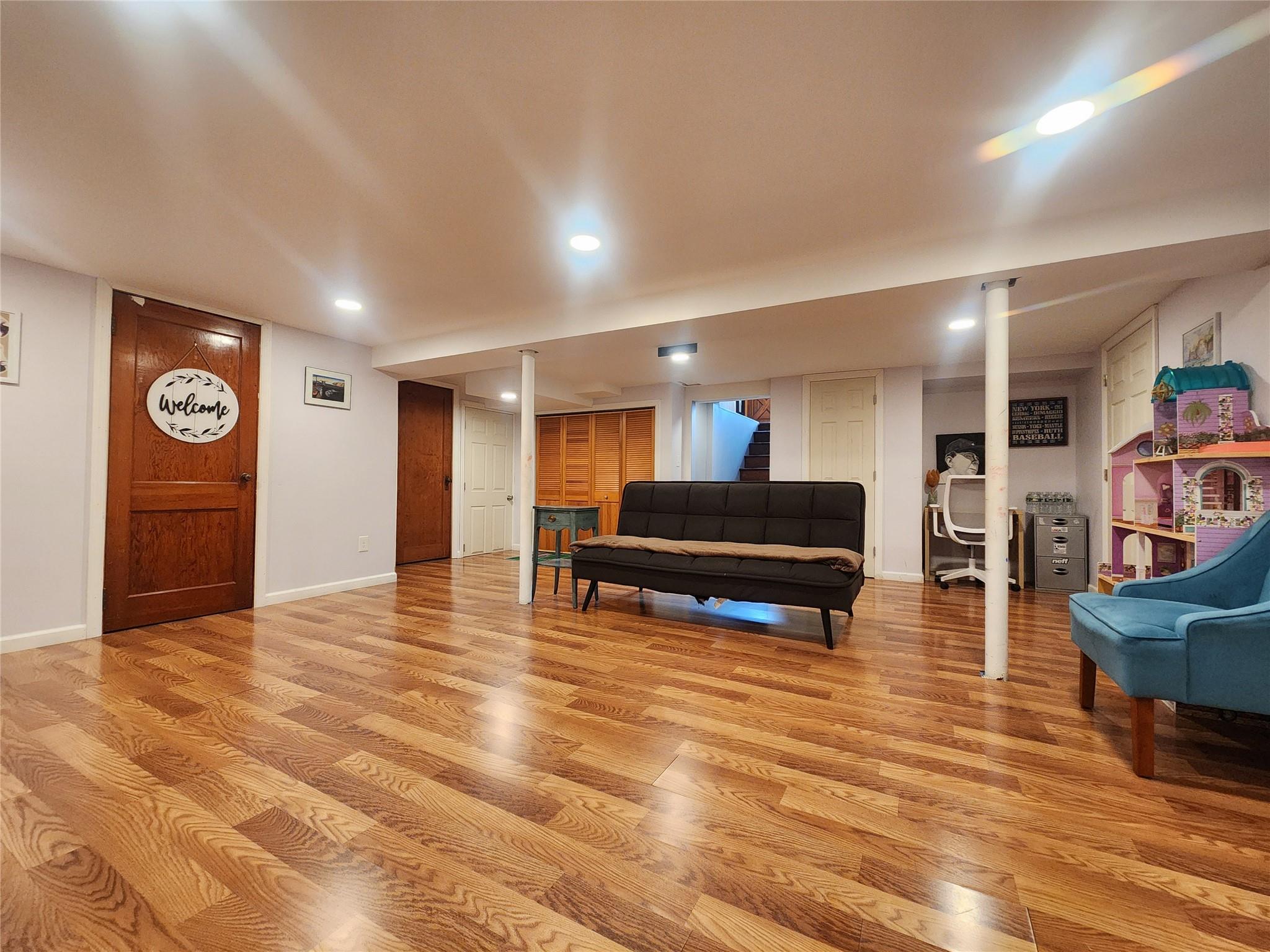 40 Terry Road, Patchogue, New York image 25