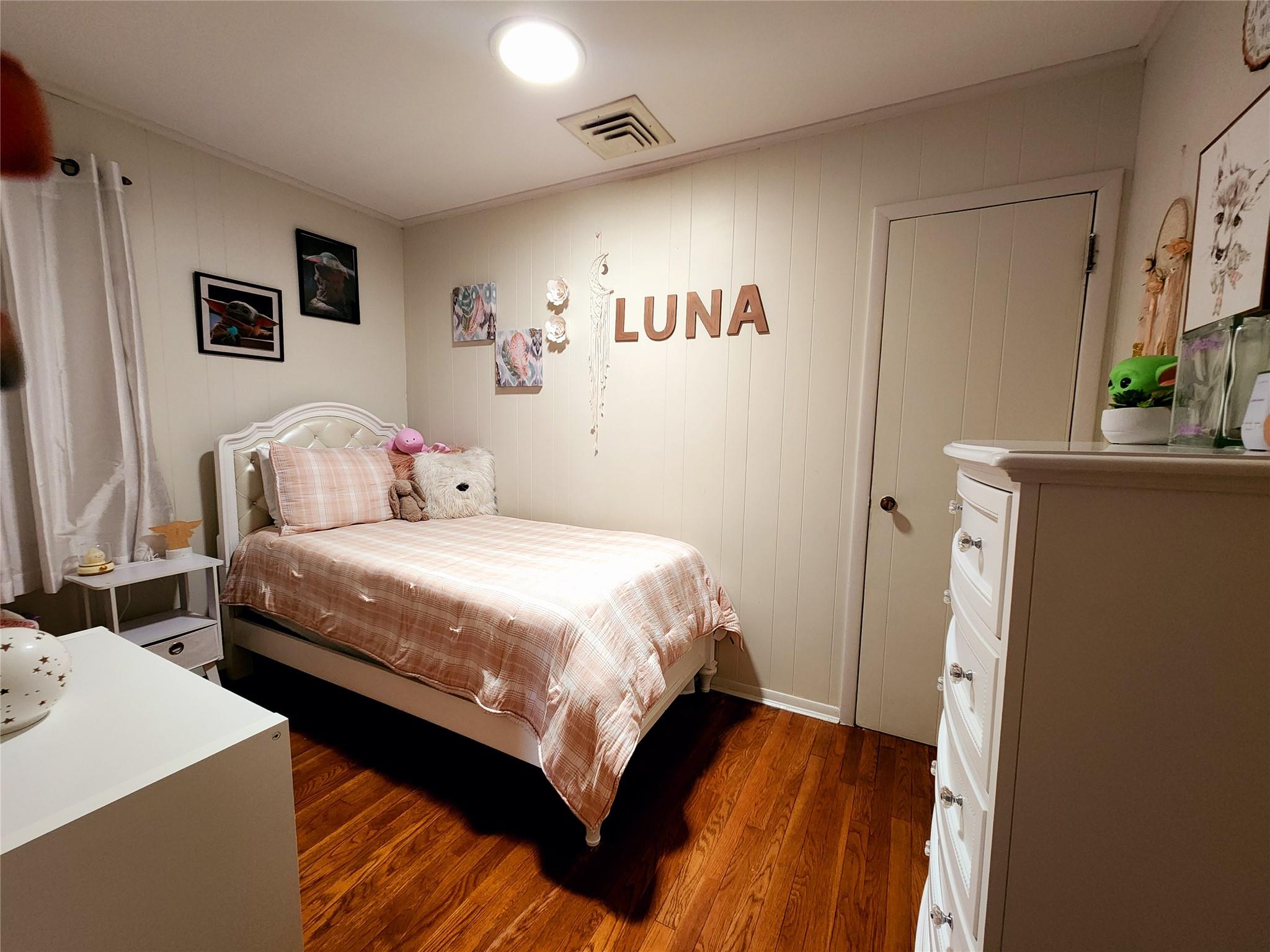 40 Terry Road, Patchogue, New York image 16