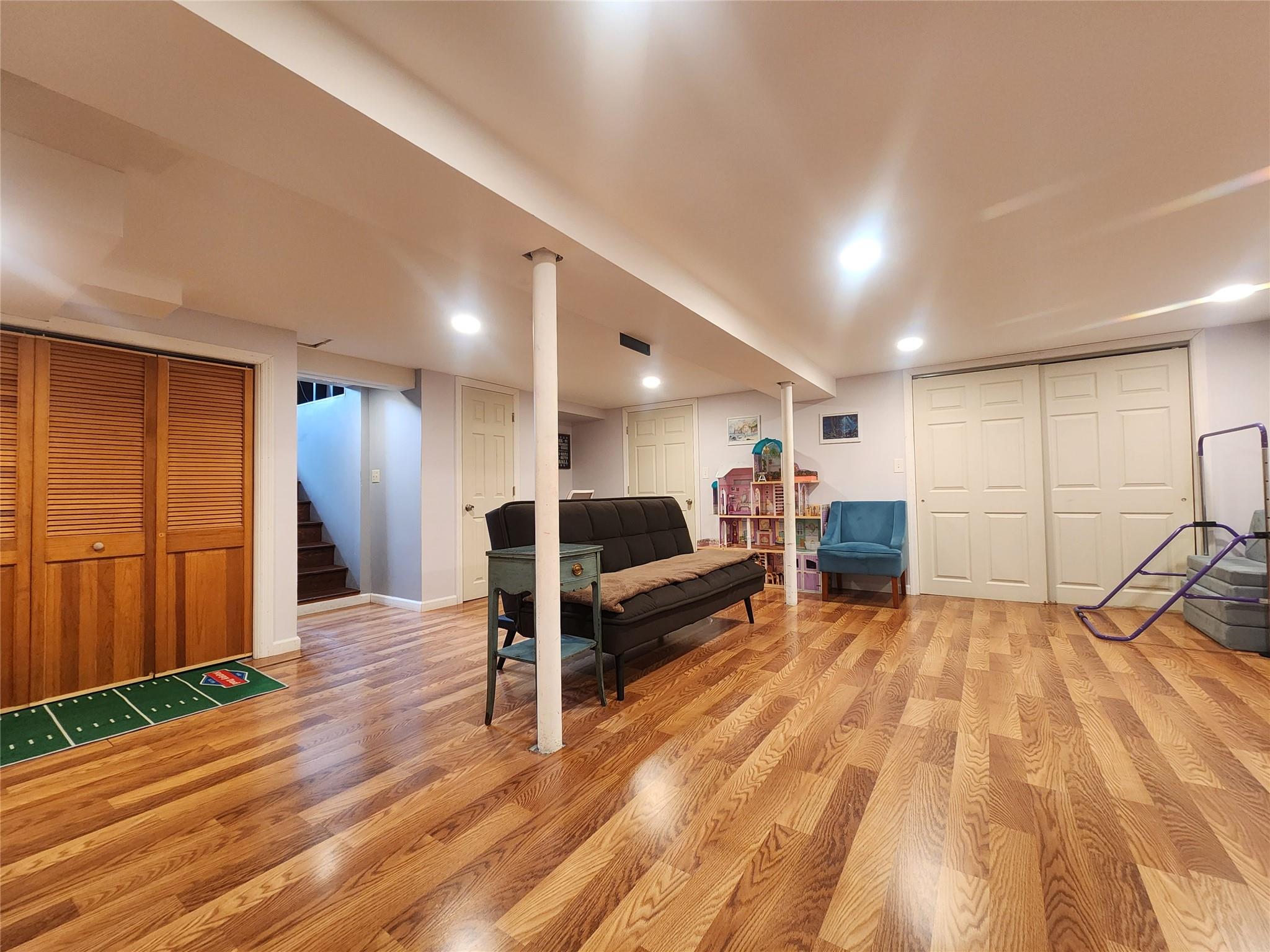 40 Terry Road, Patchogue, New York image 27
