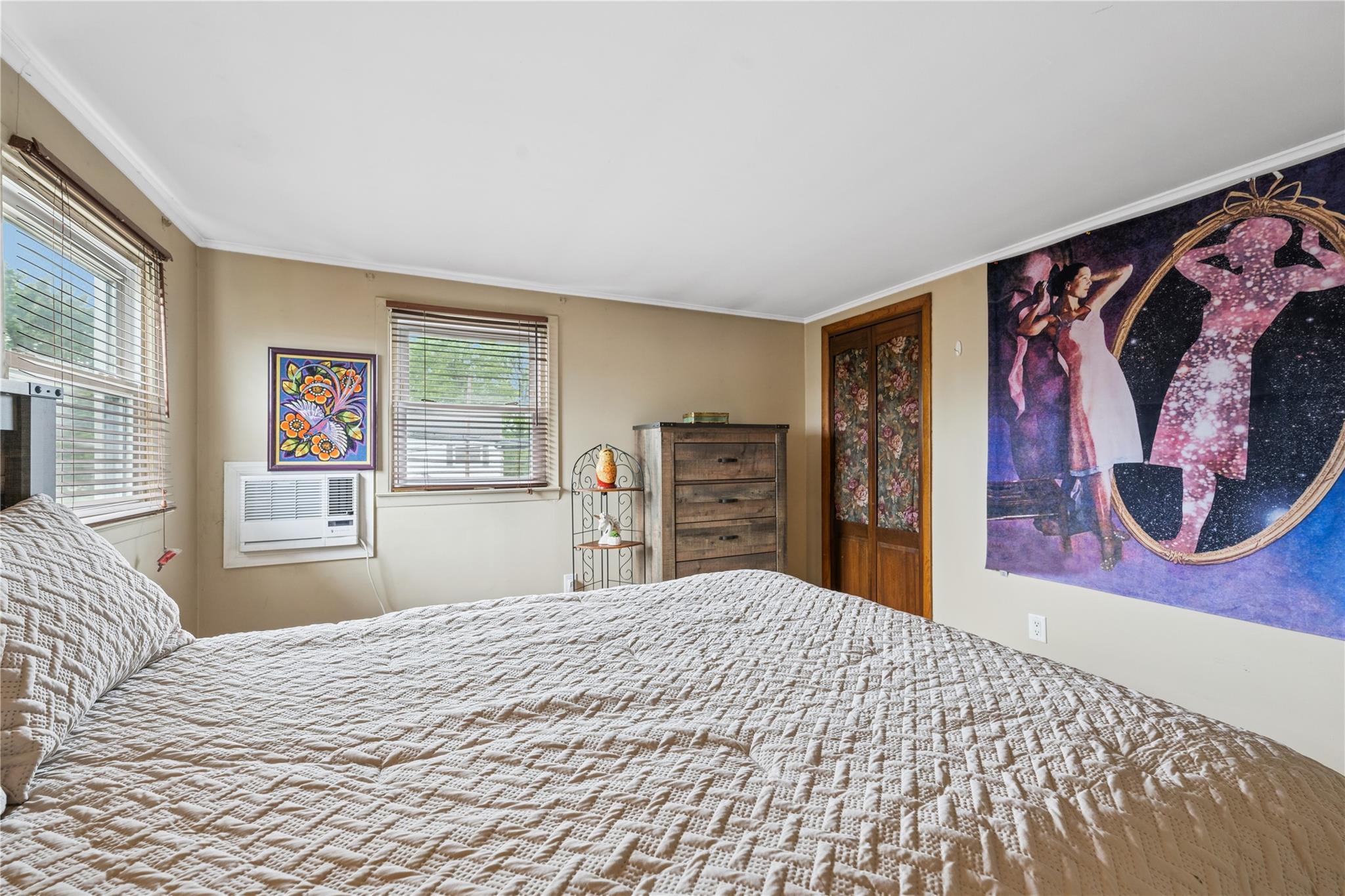 702 Stewart Avenue, Bethpage, New York image 21