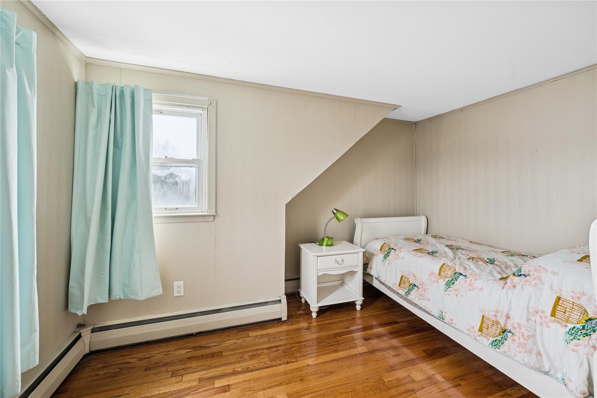 702 Stewart Avenue, Bethpage, New York image 22