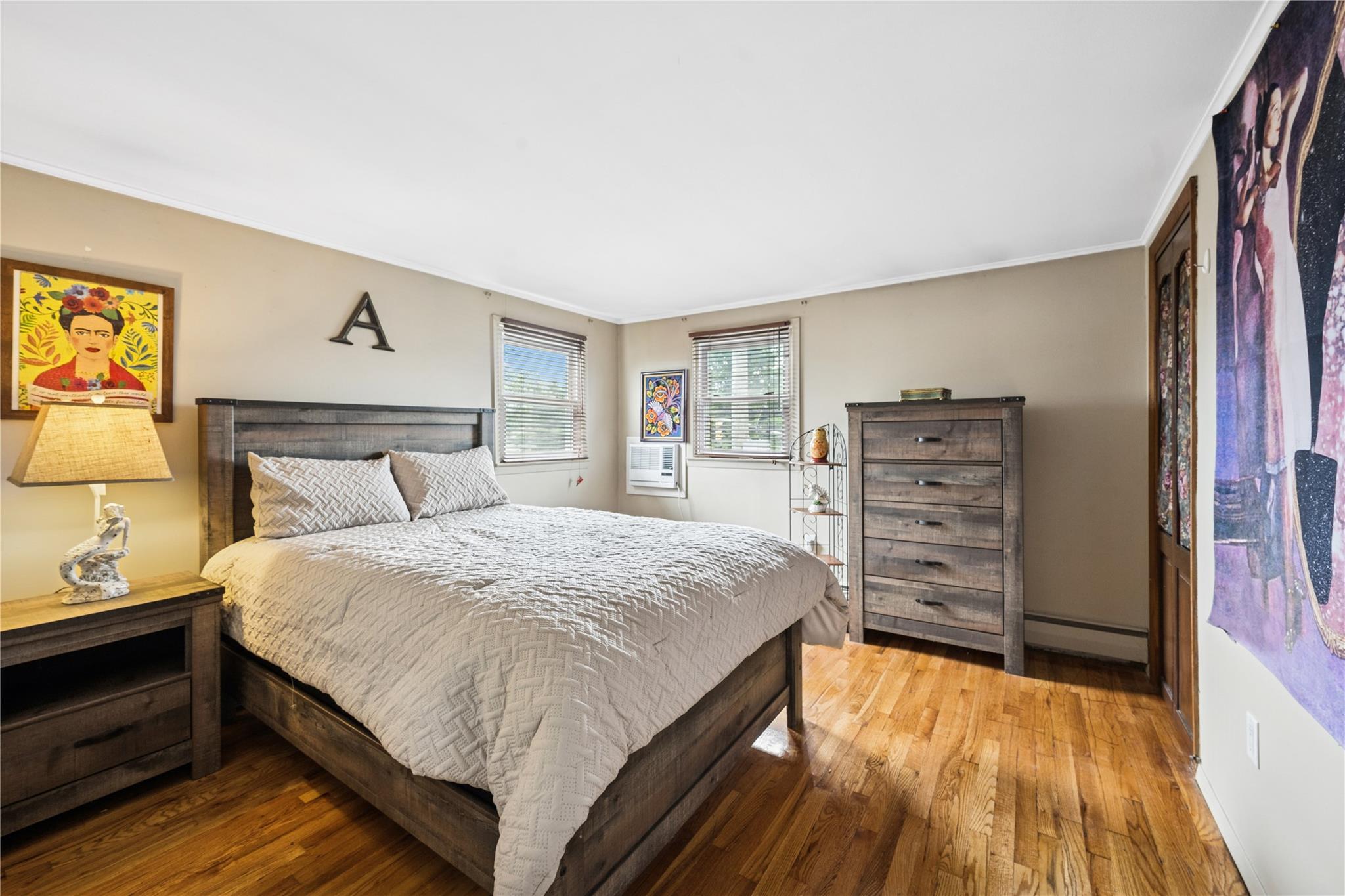 702 Stewart Avenue, Bethpage, New York image 20