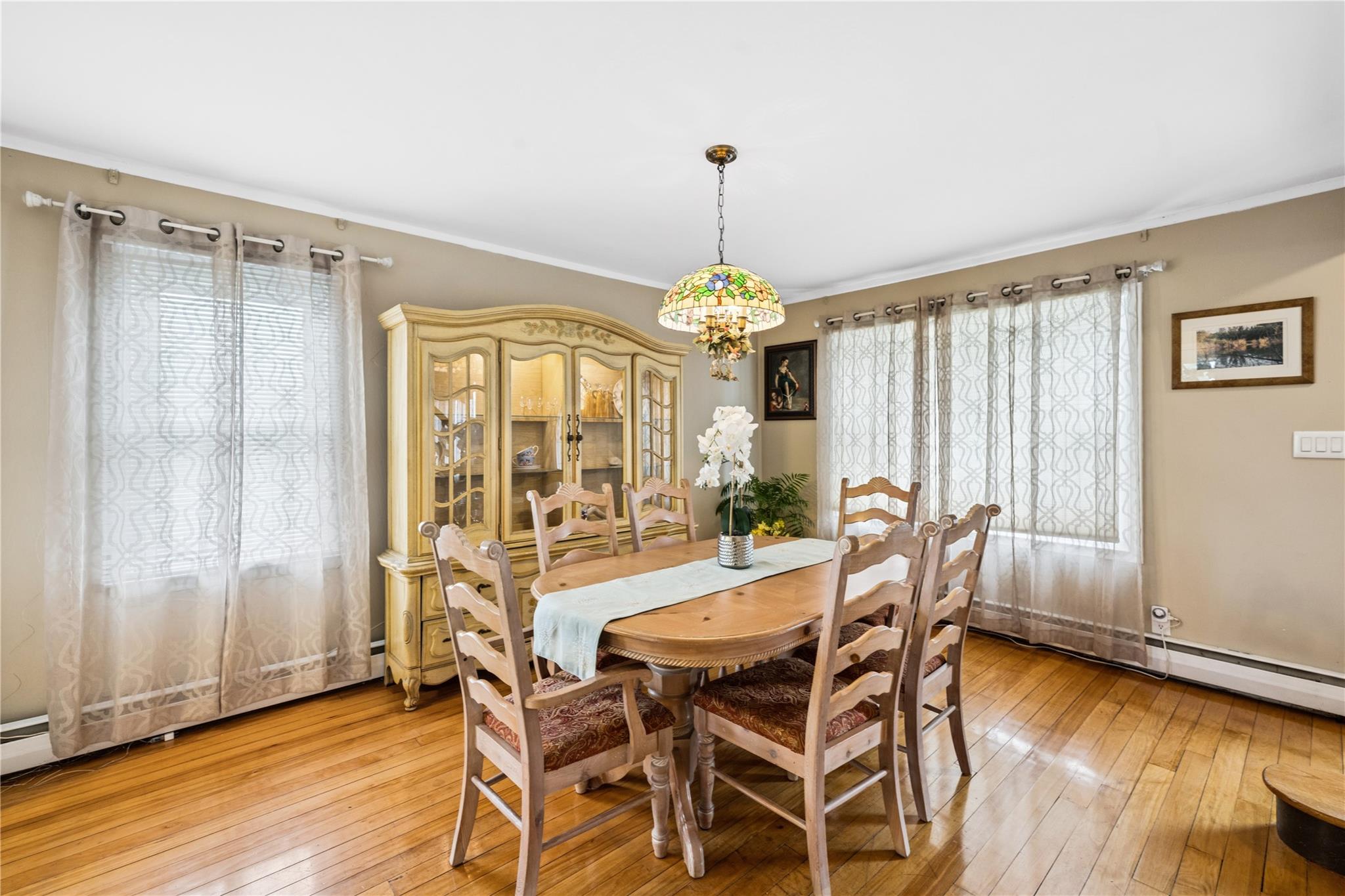 702 Stewart Avenue, Bethpage, New York image 13