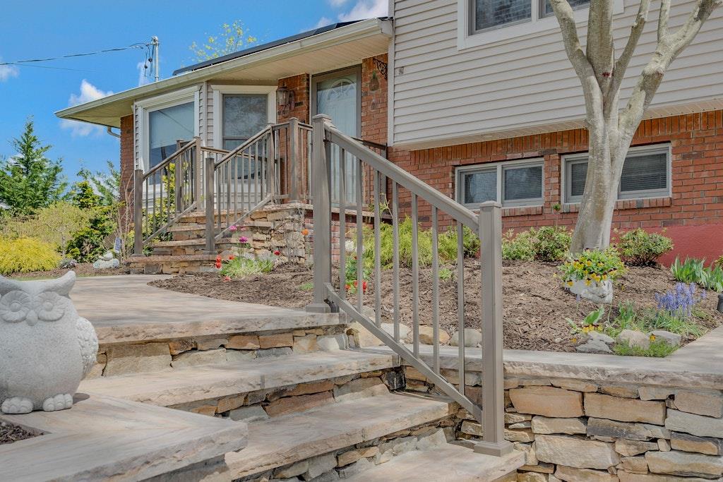 4 Auburn Drive, Greenlawn, New York image 32