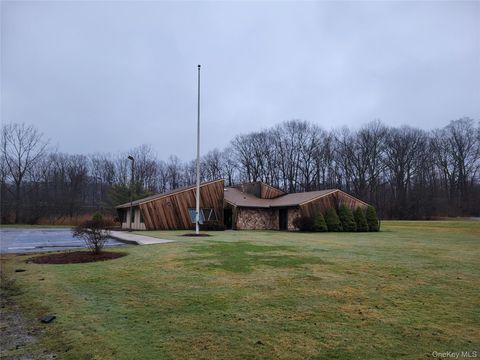 39 Bloomingburg Road Middletown NY 10940