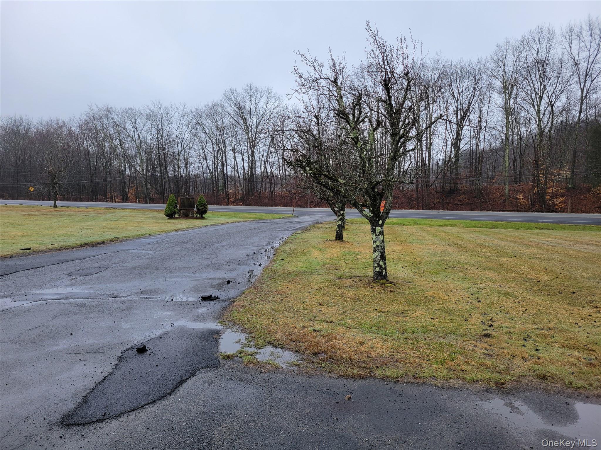 39 Bloomingburg Road