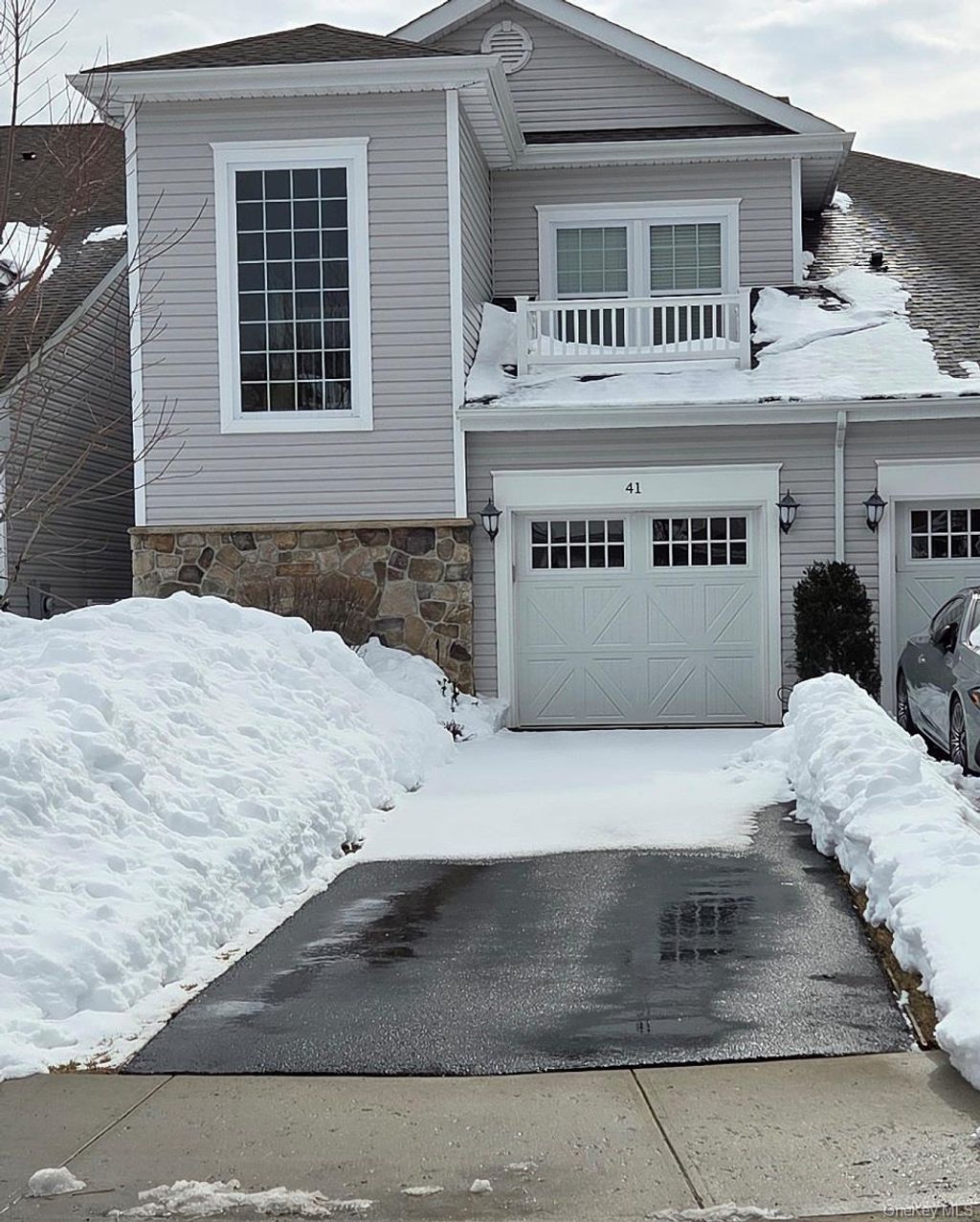 Photo of 41 Greentree Court, Shirley, NY 11967 (MLS # 964099)