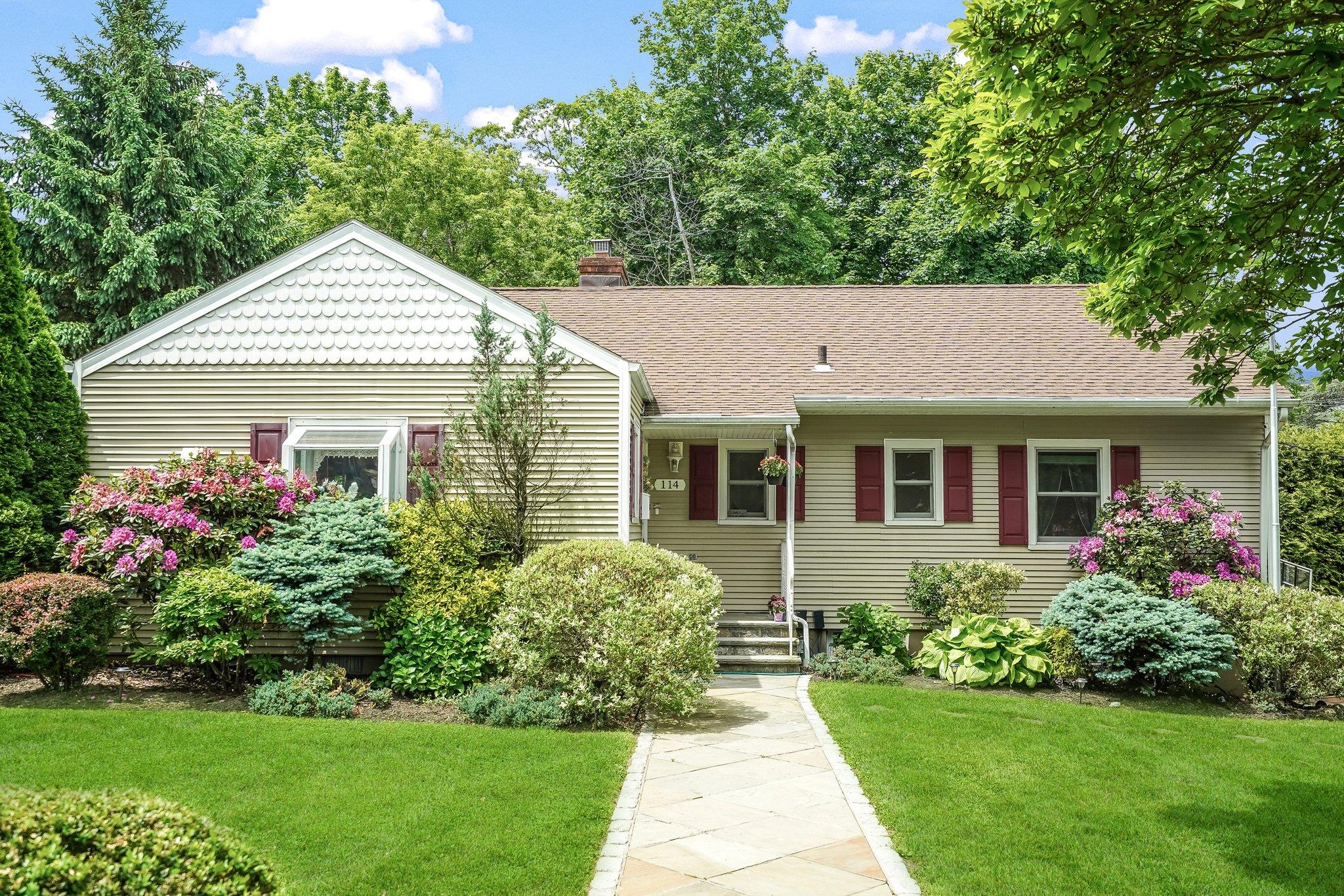 114 Longview Avenue, White Plains, New York image 42