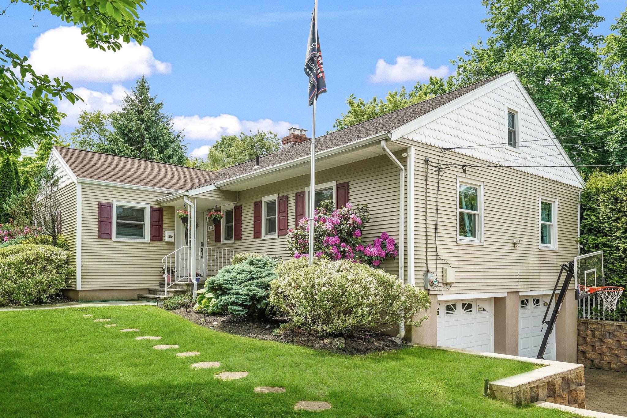 114 Longview Avenue, White Plains, New York image 25