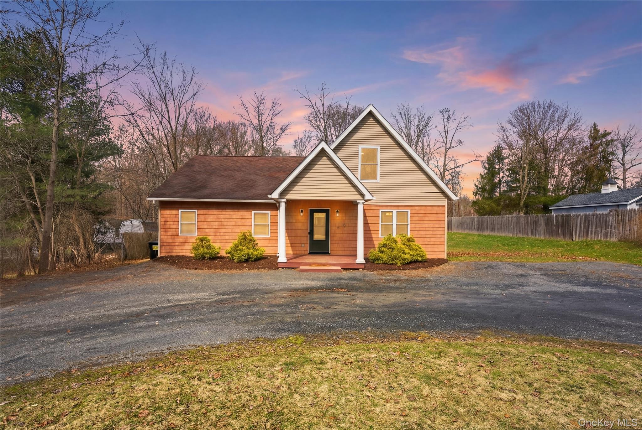 1227 Burlingham Road