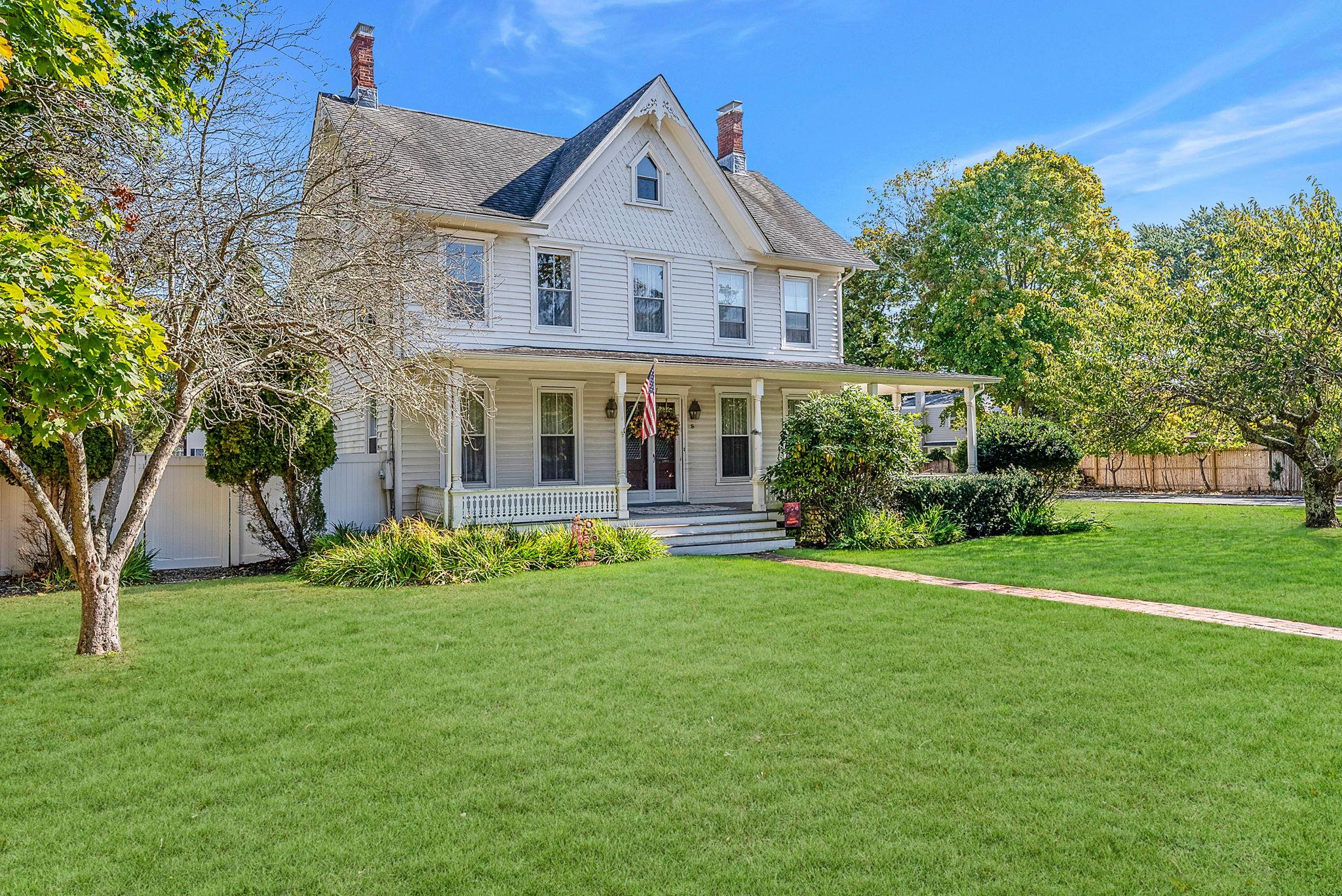 107 Ocean Avenue, Center Moriches, New York image 33