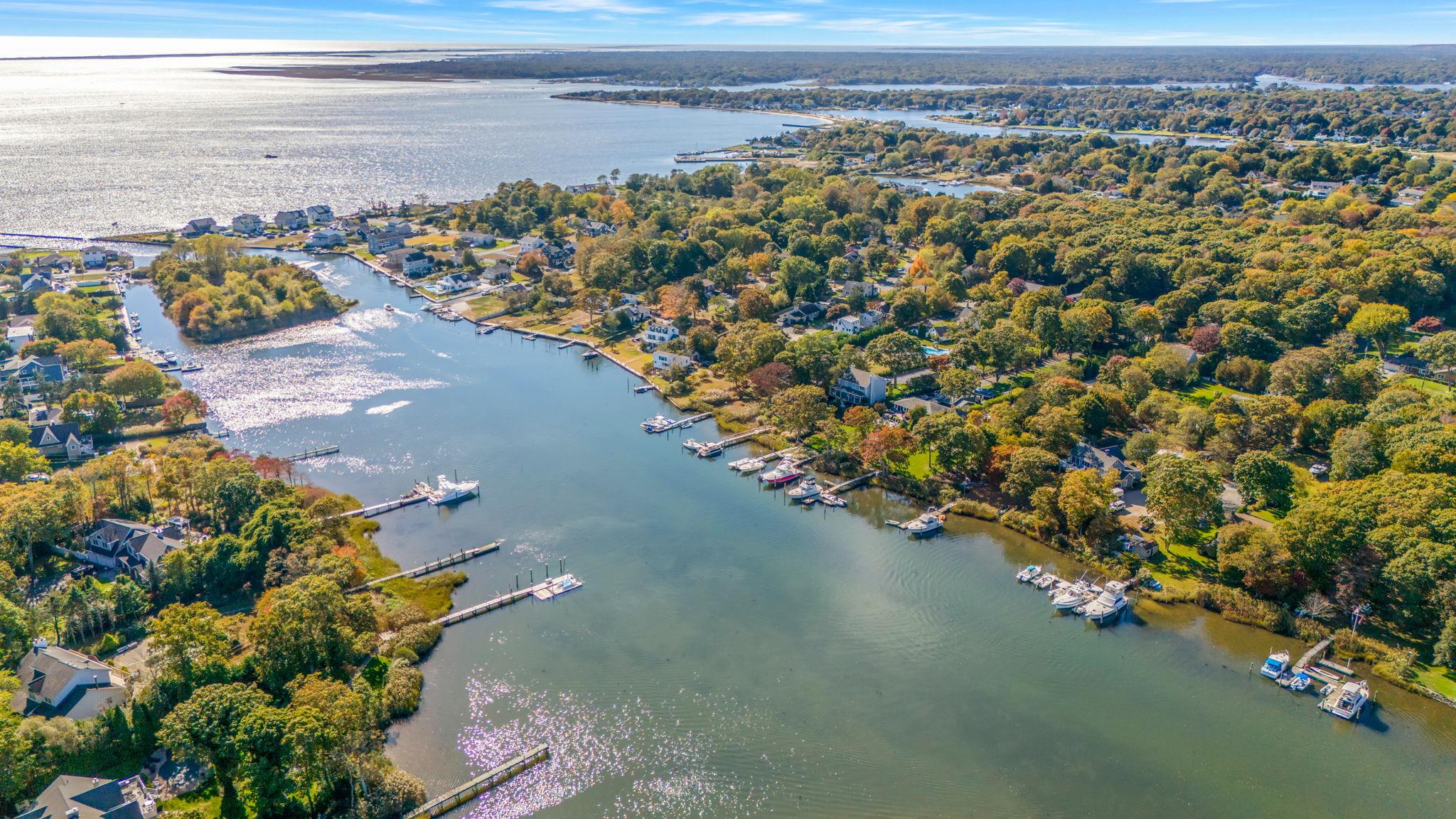 107 Ocean Avenue, Center Moriches, New York image 32