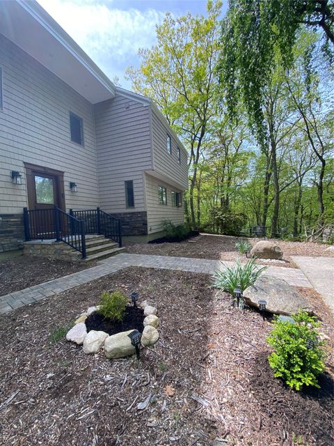 Photo of 64 HOLLOW ROAD Hollow, Stony Brook, NY 11790 (MLS # 907088)