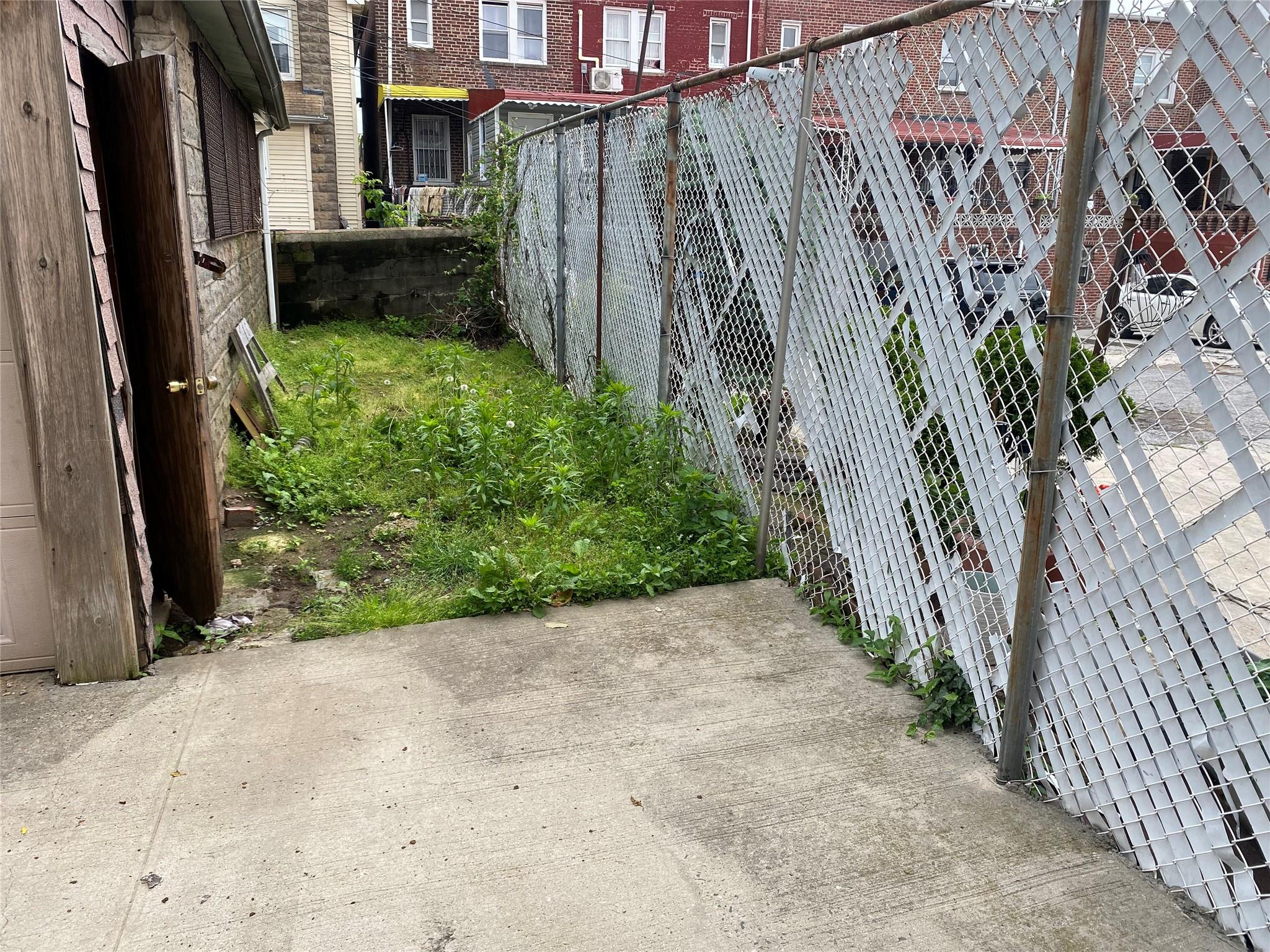 1646 Troy Avenue, Brooklyn, New York image 13