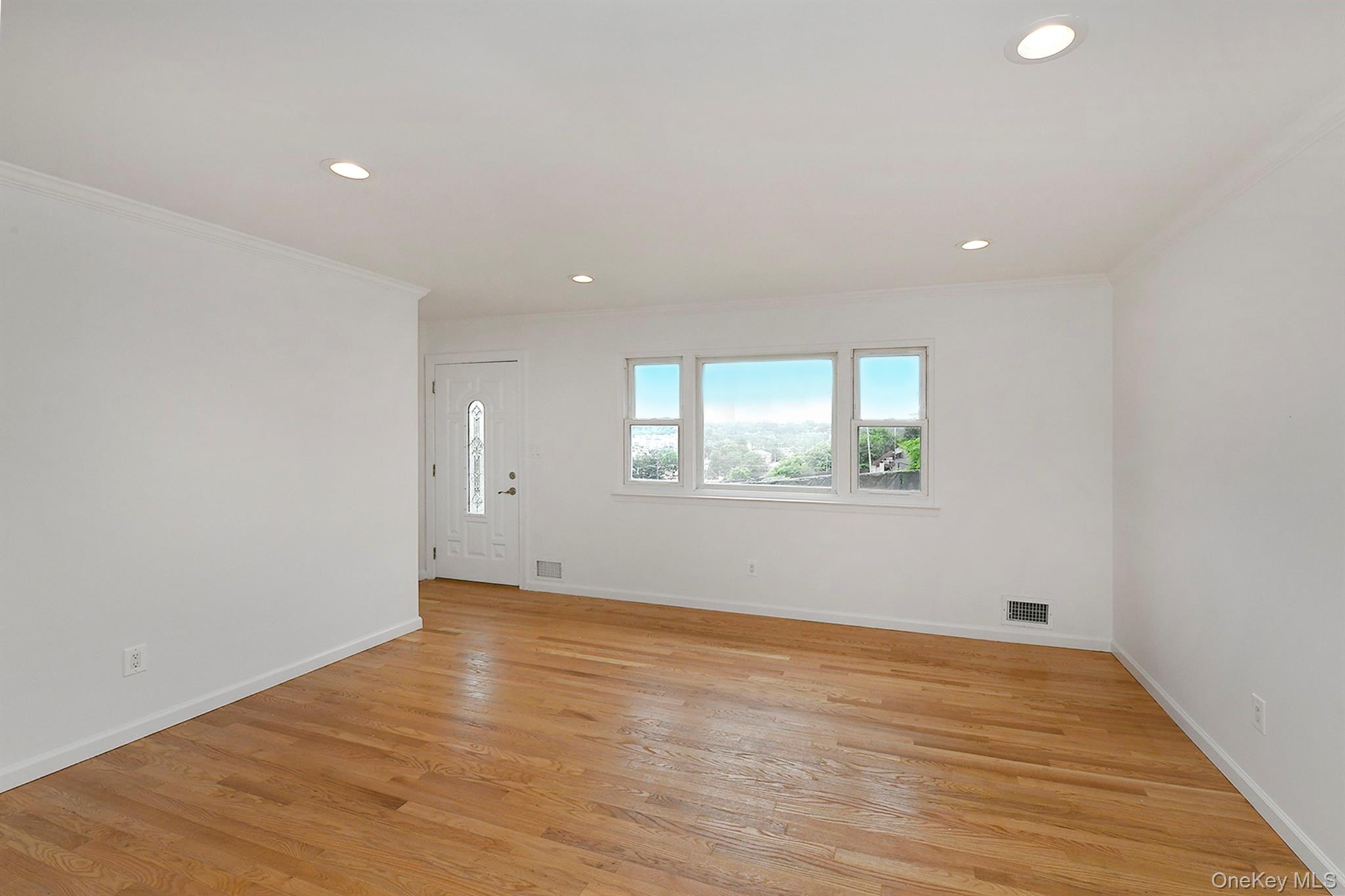 6 Ralph Young Avenue