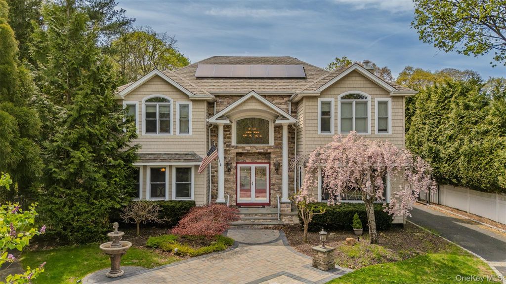 Photo of 138 Cambon Avenue, Saint James, NY 11780 (MLS # 991522)