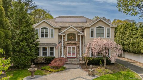 Photo of 138 Cambon Avenue, Saint James, NY 11780 (MLS # 991522)