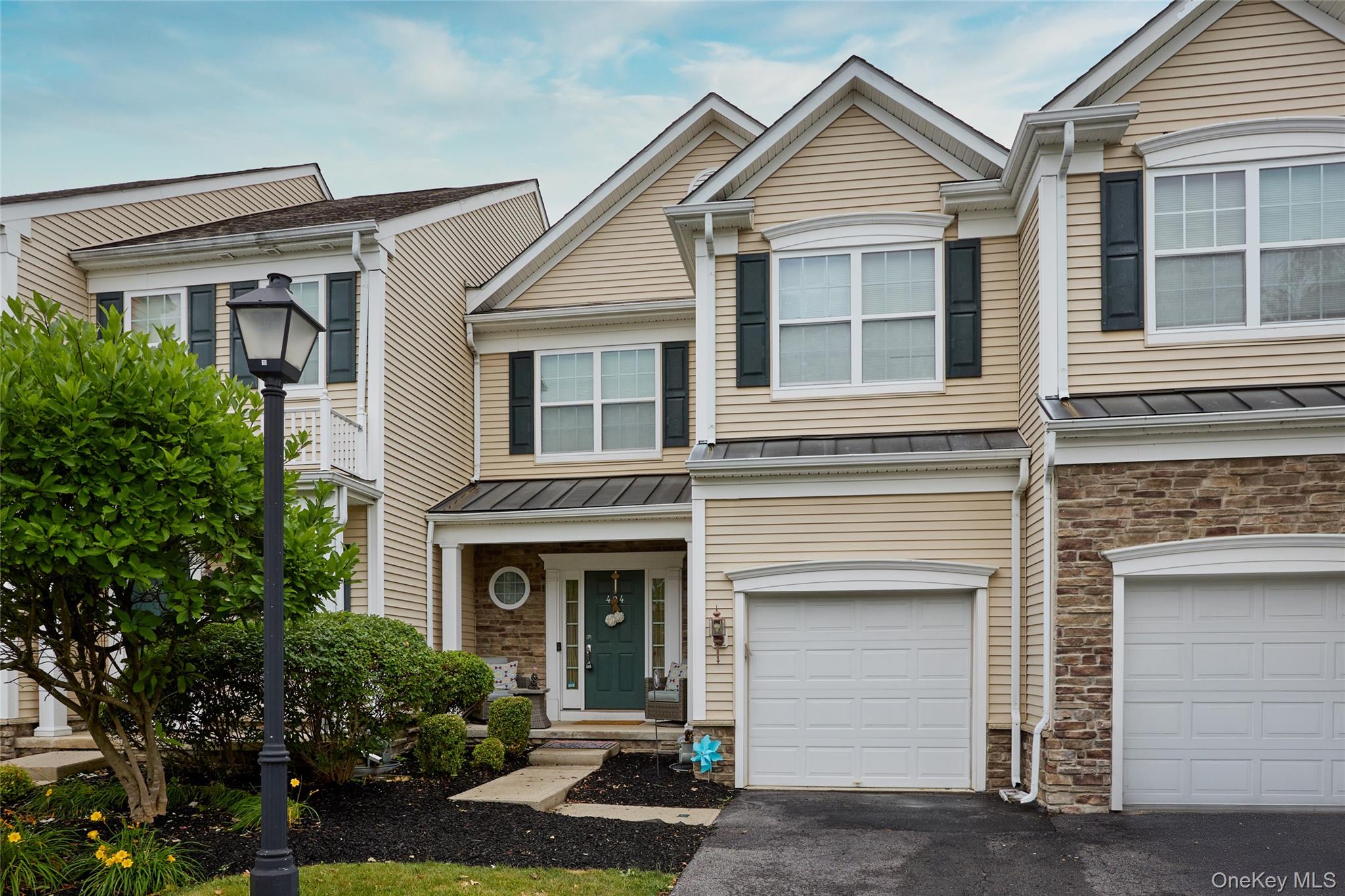 7 Bainbridge Place 404