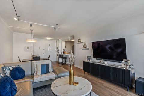 Photo of 18-15 215th Street #15F, Bayside, NY 11360 (MLS # 983006)