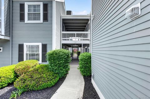 Photo of 301 Commons Way #C (1st Floor), Fishkill, NY 12524 (MLS # 1028563)