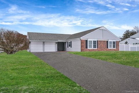 Homes For Sale - 16 Magic Mountain Drive<br/> Coram, NY 11727