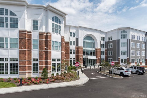 Apartment For Rent - 2070 E Hoffman Avenue #2070<br/> Suffolk County, Lindenhurst, NY 11757