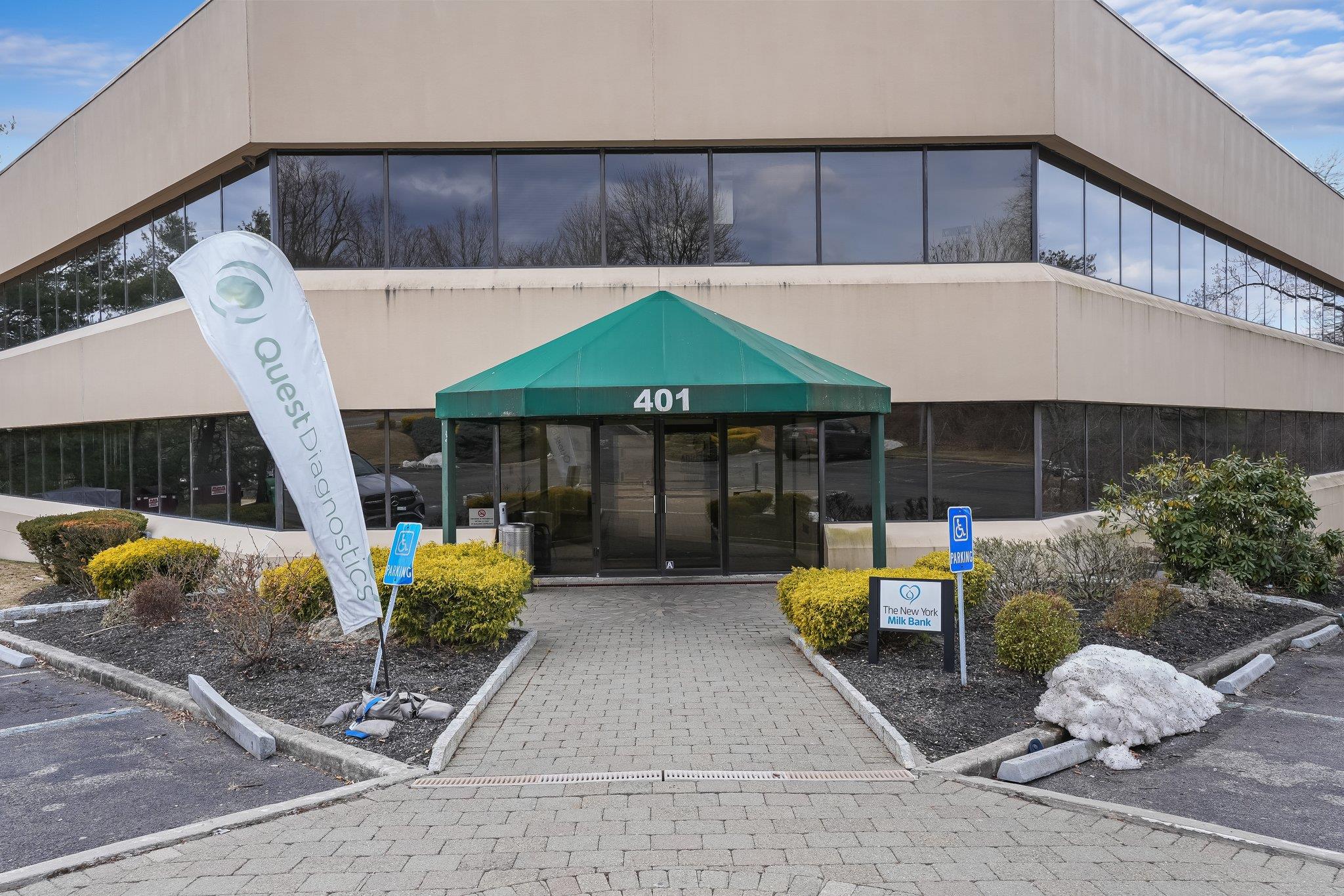 Valhalla, New York 10595, United States, ,Commercial,Active,99179