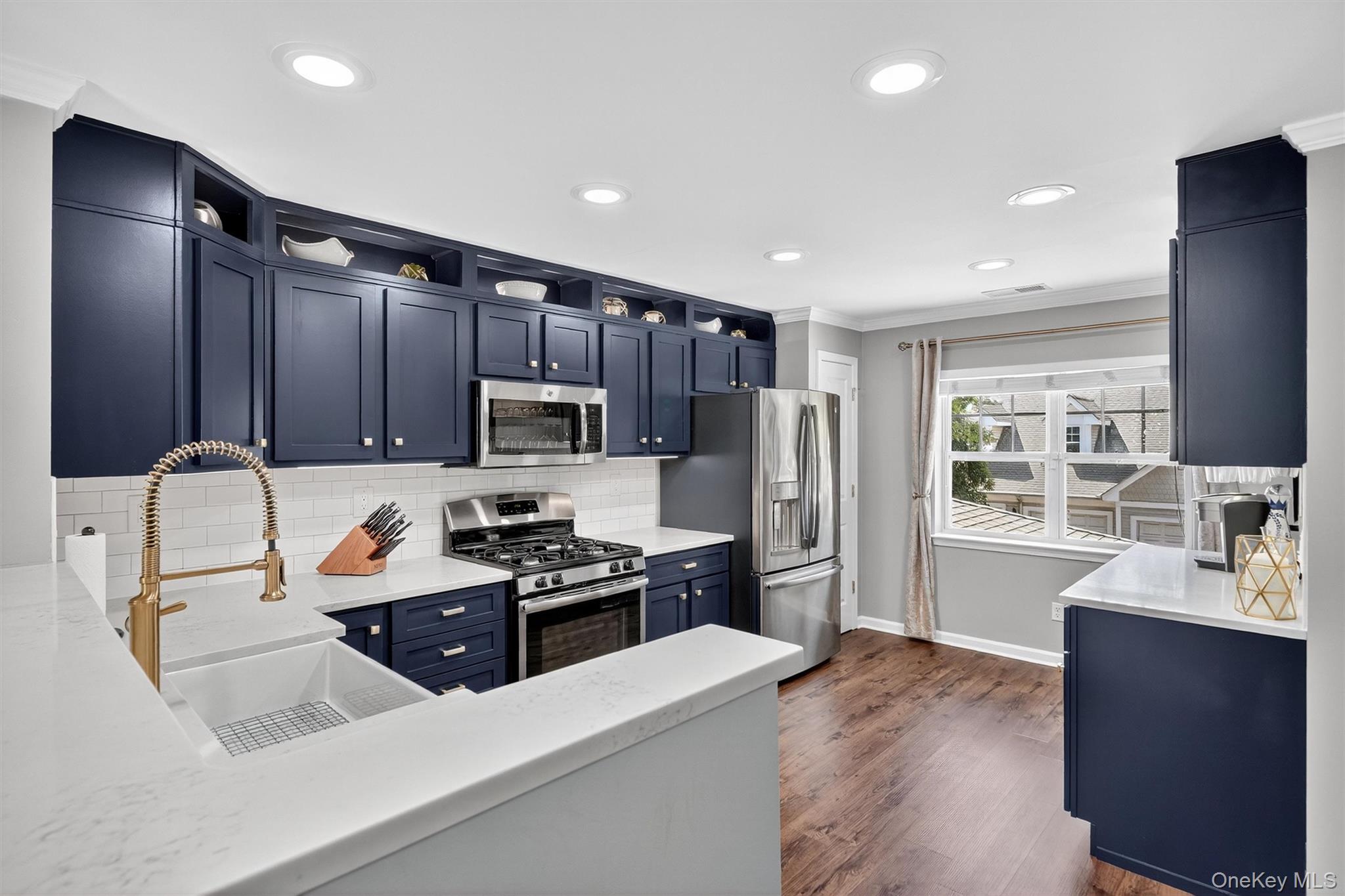 Peekskill, New York 10566, United States, 2 Bedrooms Bedrooms, ,3 BathroomsBathrooms,Residential,Active,190789