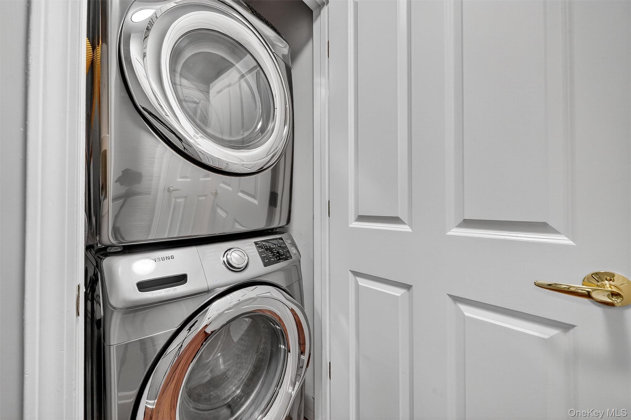 Peekskill, New York 10566, United States, 2 Bedrooms Bedrooms, ,3 BathroomsBathrooms,Residential,Active,190789