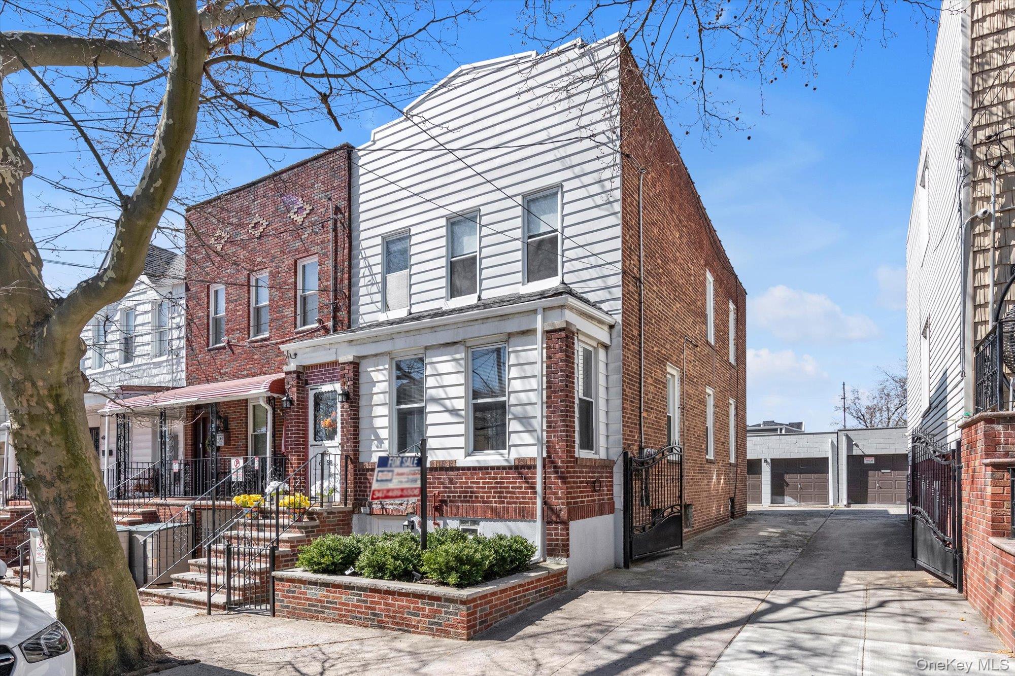 6858 76th Street