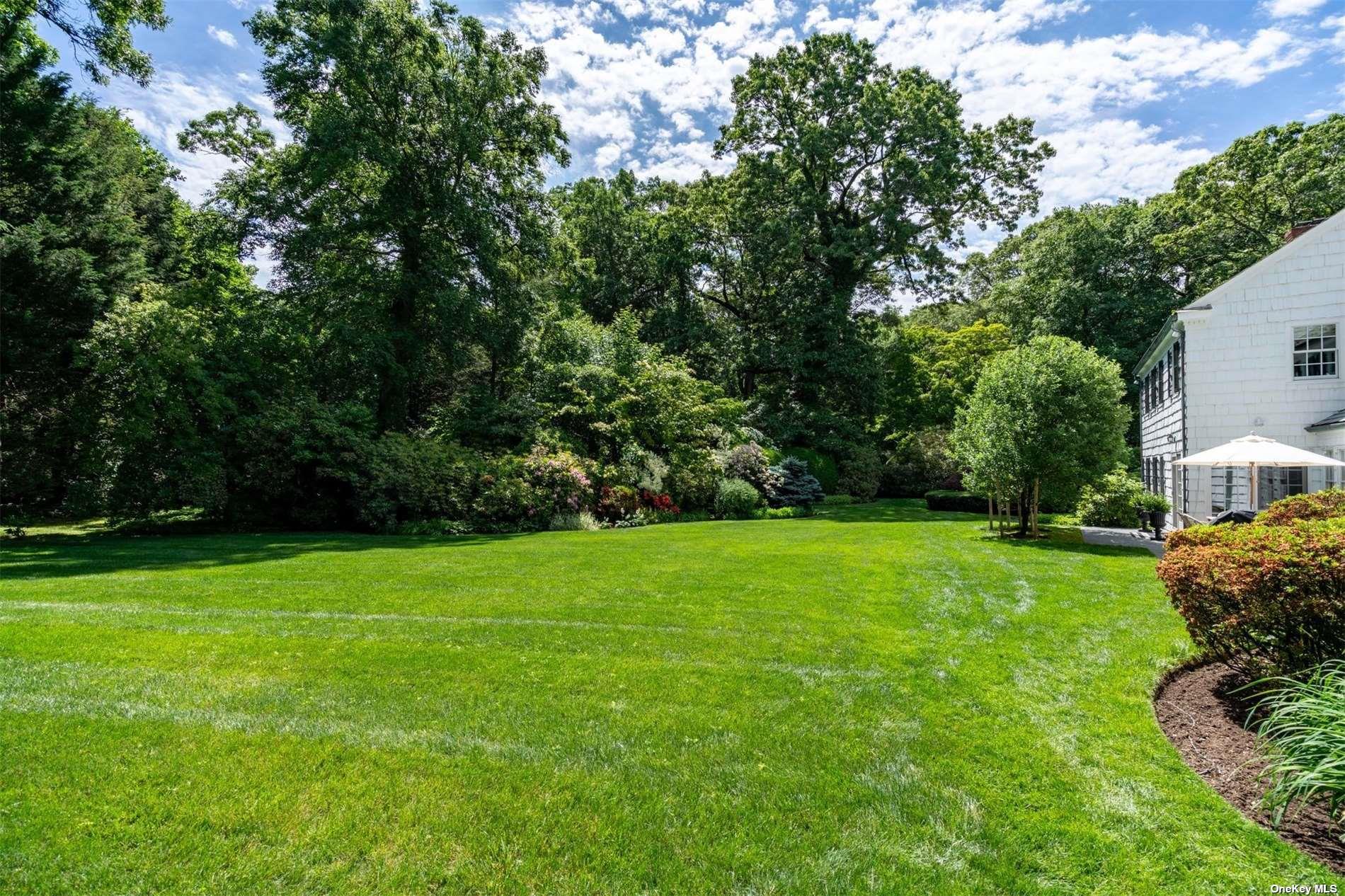 126 Piping Rock Road, Locust Valley, New York image 38