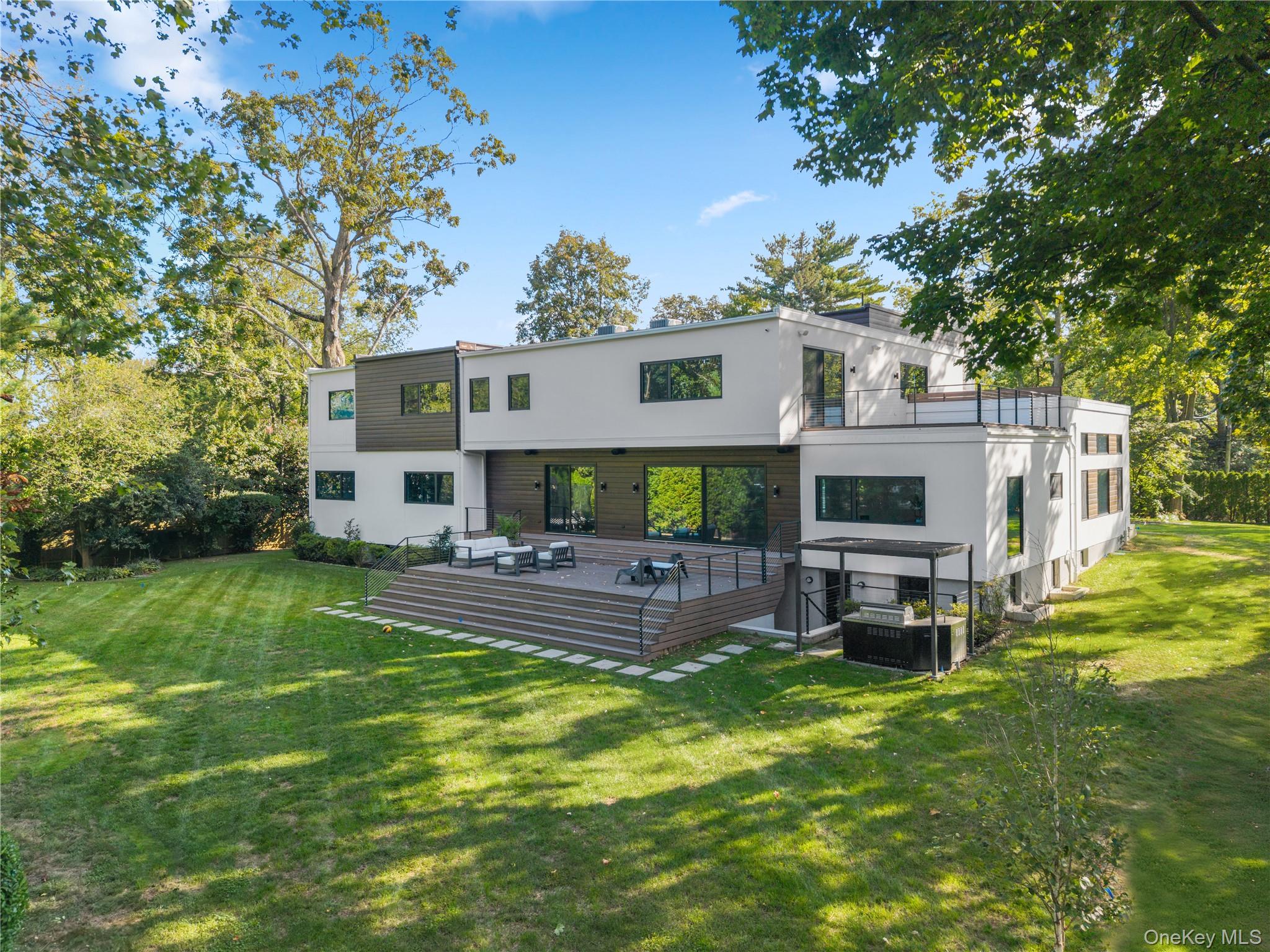 800 Rushmore Avenue