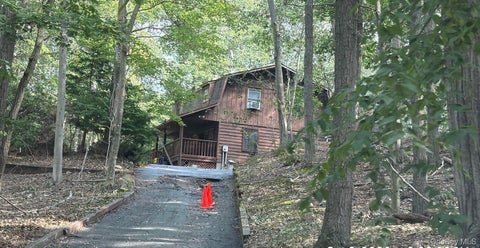 Photo of 278 N Country Road, Wading River, NY 11792 (MLS # 1066165)