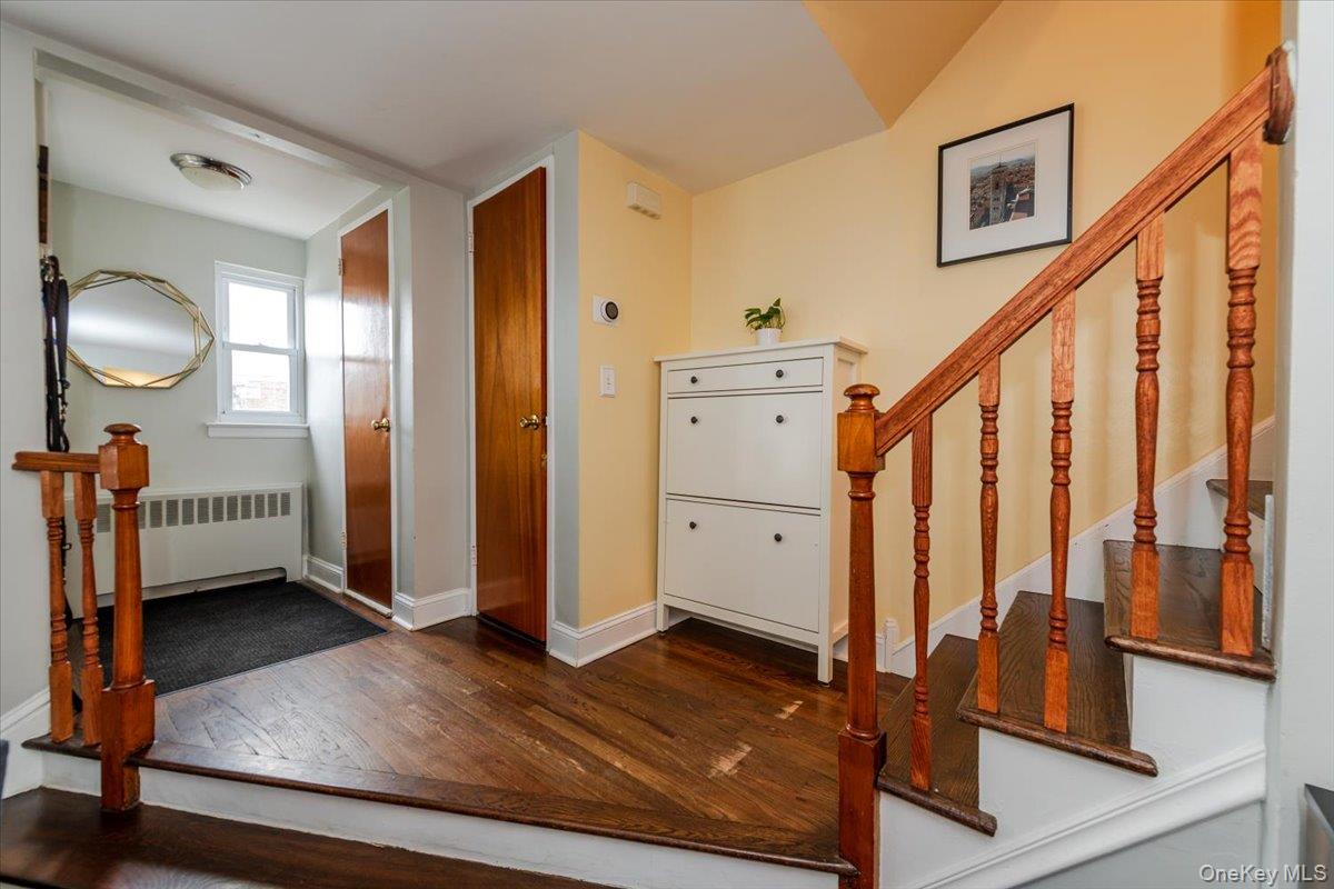 731 Hollywood Avenue