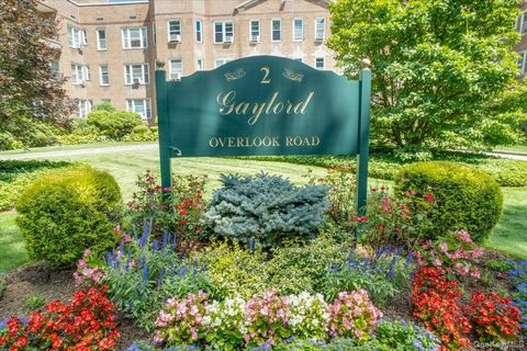 Photo of 2 Overlook Road #1A1A, White Plains, NY 10605 (MLS # 930940)