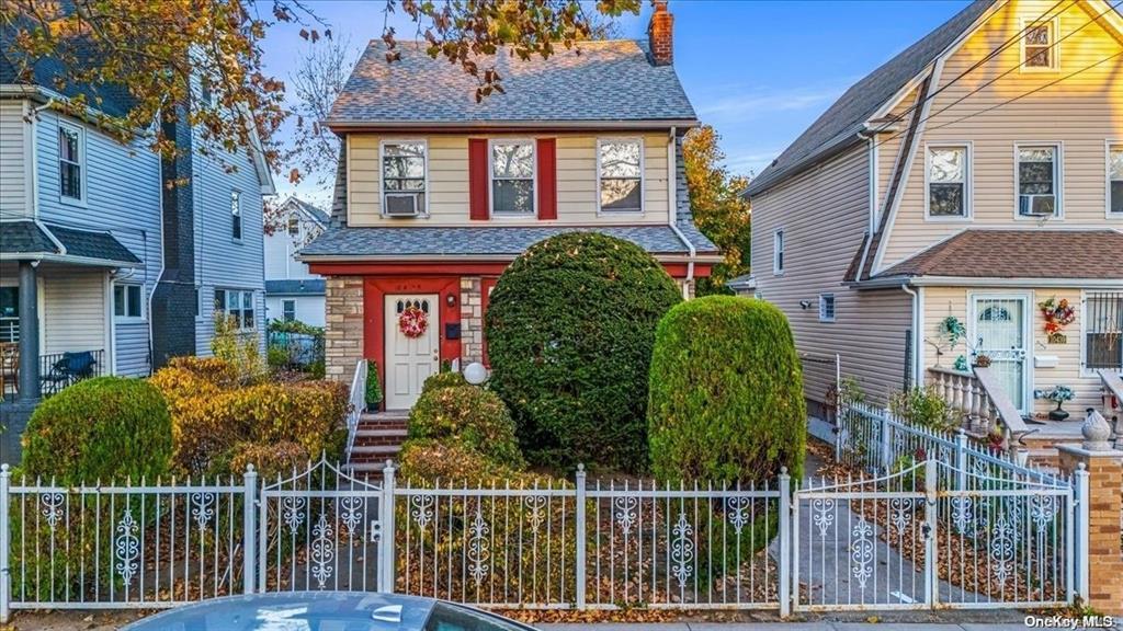 205th Street, Saint Albans, Queens, NY - 3 Bedrooms  
2 Bathrooms - 