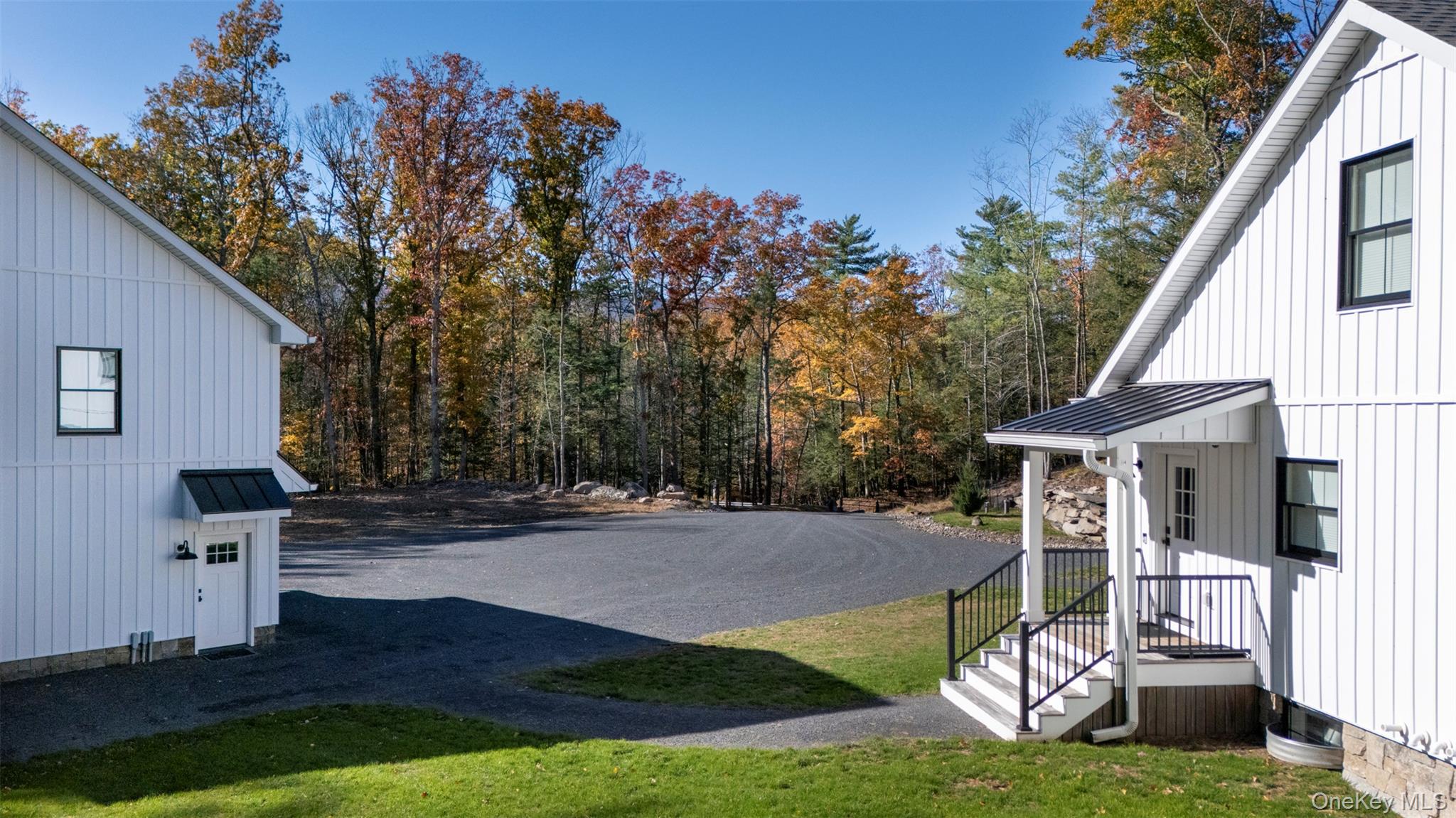 Cairo, New York 12473, United States, 3 Bedrooms Bedrooms, ,4 BathroomsBathrooms,Residential,Active,232131