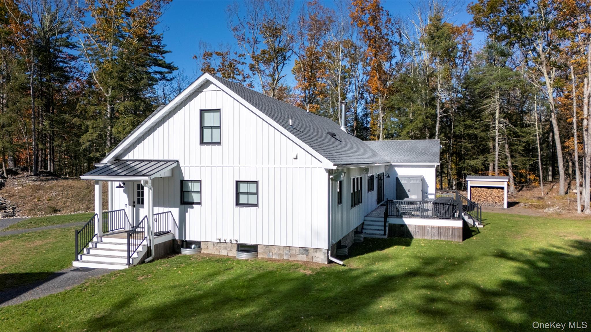 Cairo, New York 12473, United States, 3 Bedrooms Bedrooms, ,4 BathroomsBathrooms,Residential,Active,232131