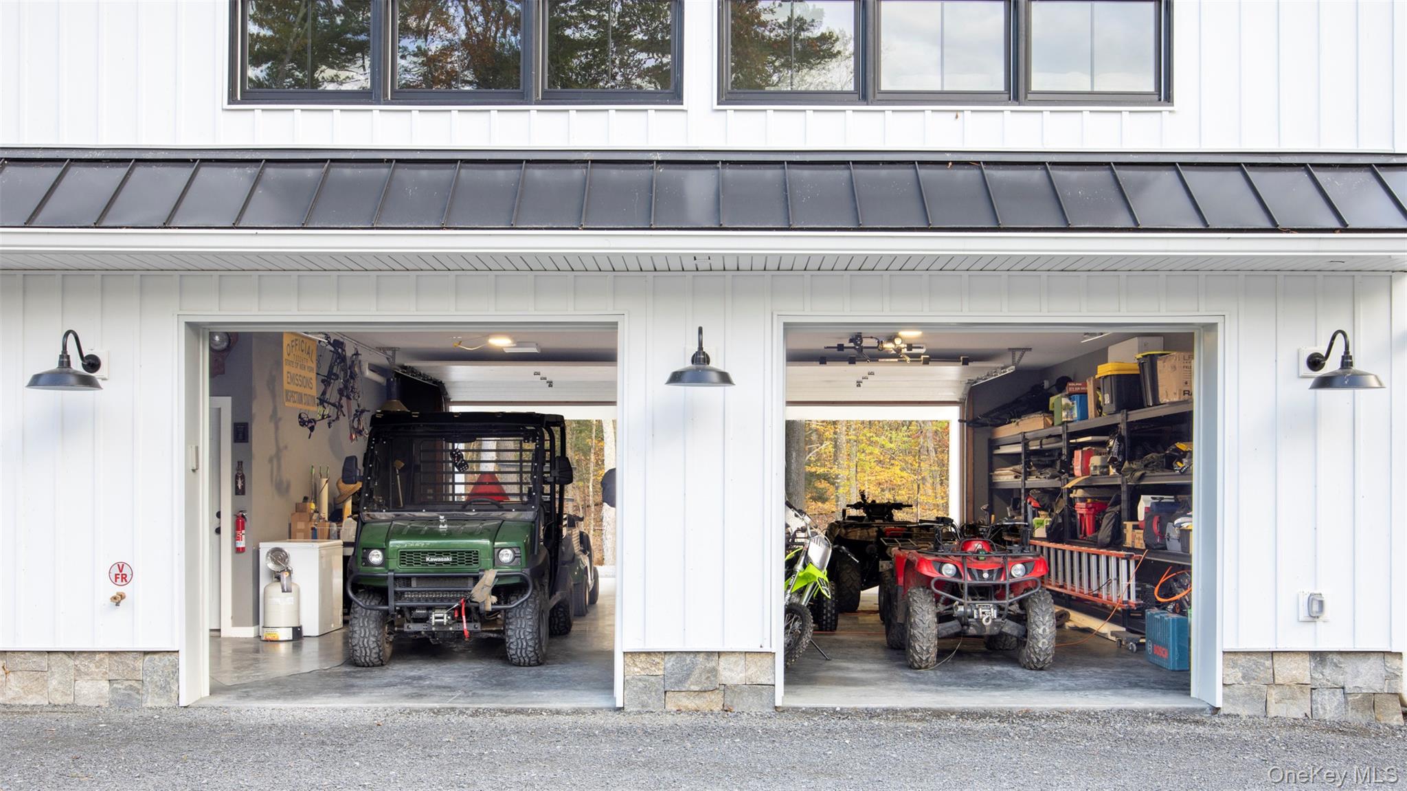 Cairo, New York 12473, United States, 3 Bedrooms Bedrooms, ,4 BathroomsBathrooms,Residential,Active,232131