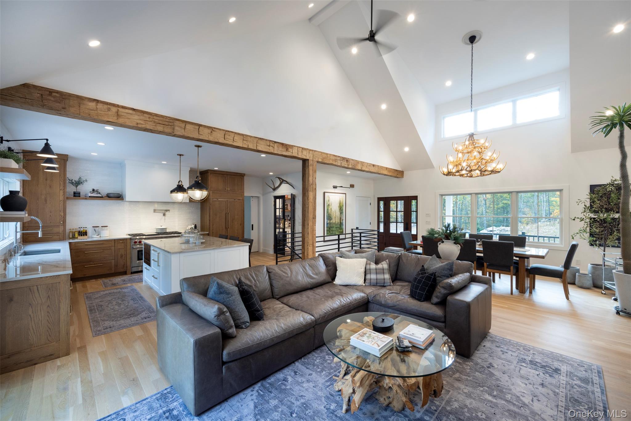 Cairo, New York 12473, United States, 3 Bedrooms Bedrooms, ,4 BathroomsBathrooms,Residential,Active,232131