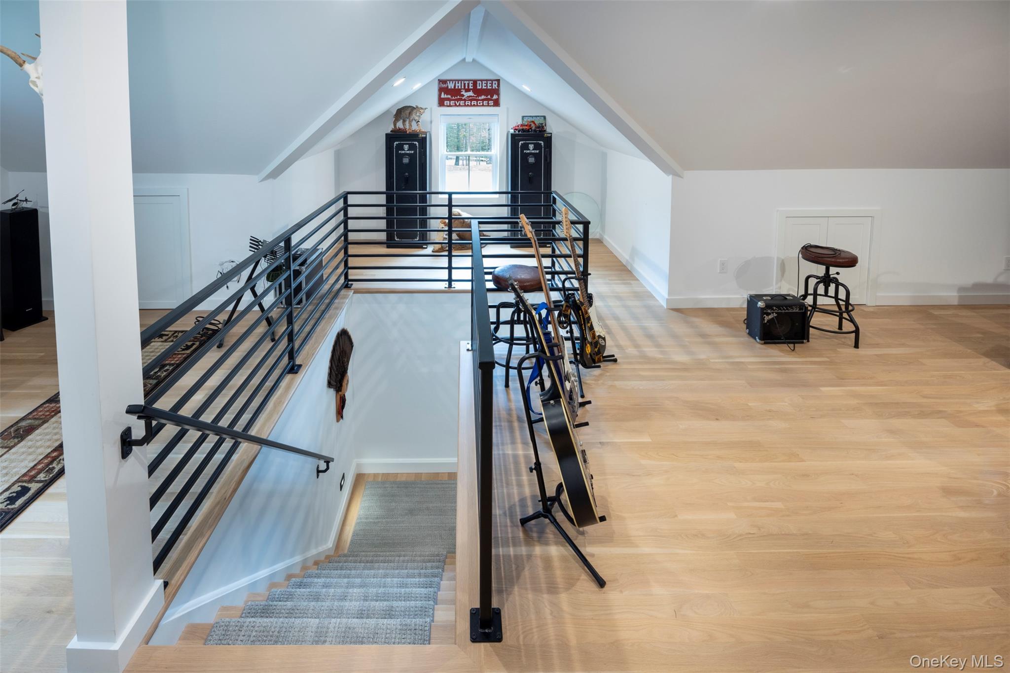 Cairo, New York 12473, United States, 3 Bedrooms Bedrooms, ,4 BathroomsBathrooms,Residential,Active,232131