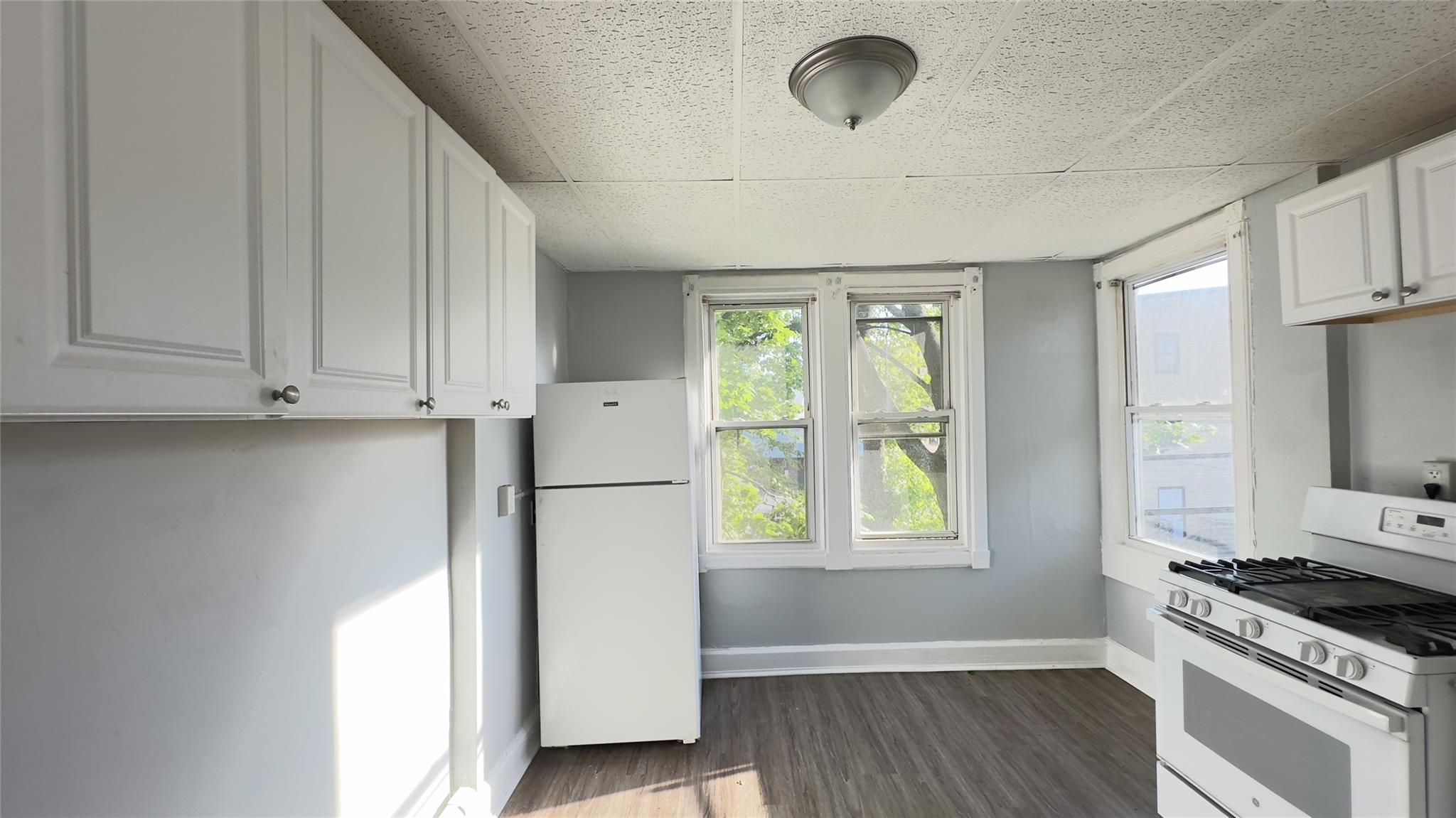 Poughkeepsie, New York 12601, United States, 4 Bedrooms Bedrooms, ,1 BathroomBathrooms,Residential,Active,132553