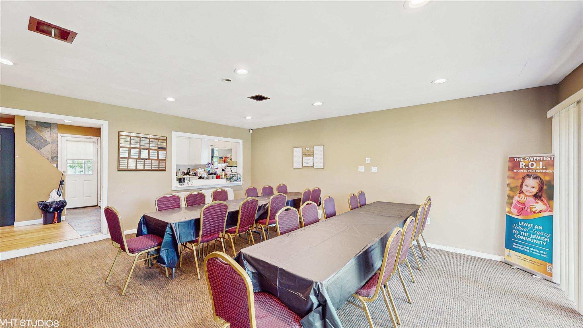 318 Veterans Memorial Highway, Commack, New York image 22